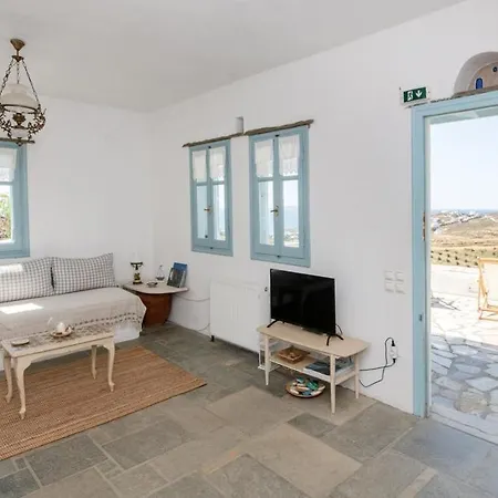 Holiday home αστραία - με θέα στο αιγαίο