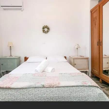 αστραία - με θέα στο αιγαίο Agios Ioannis (Tinos)
