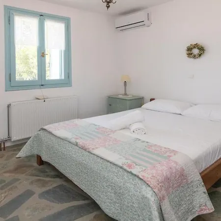 αστραία - με θέα στο αιγαίο Holiday home Agios Ioannis (Tinos)